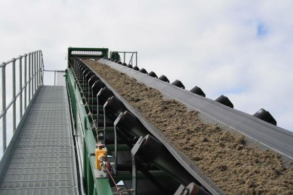 Стационарный конвейер со стальным каркасом